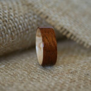 mahoghany+wooden+ring+with+birds+eye+maple+lining Img